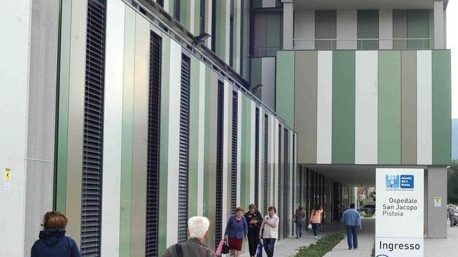 I dirigenti Asl sono 600 e da 5 anni hanno gli stipendi bloccati