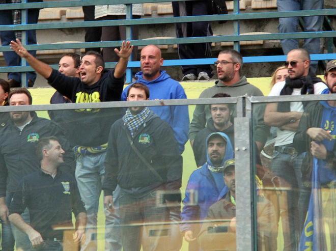 Contestazione pesante tifoseria esasperata
