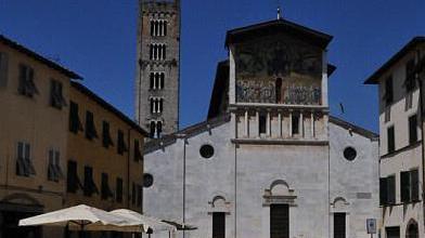 Chiese, ticket in arrivo per i turisti