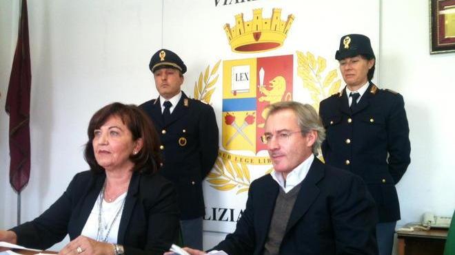 Incendiò il suo centro estetico a Lido di Camaiore per intascare il premio dell’assicurazione: arrestato
