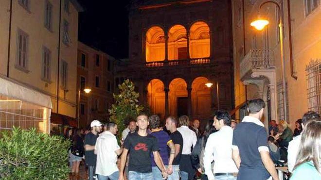Movida in centro, arrivano i vigilantes