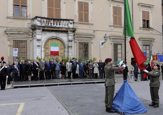 Per l’Unità nazionale festa in piazza S. Maria
