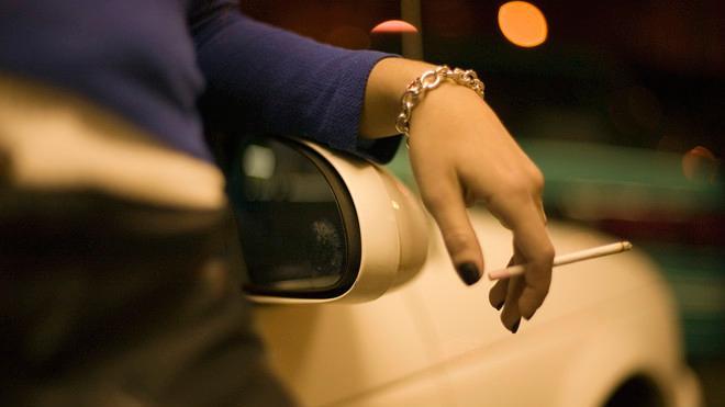 Controlli antilucciole, scatta la prima multa a una prostituta