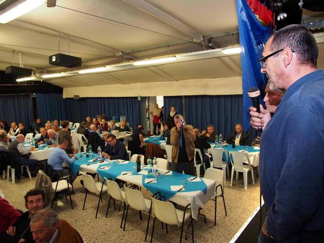 Metti una sera a cena con... mister Sarri 