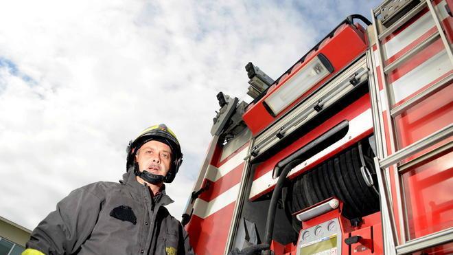 Crolla il tetto di una villetta a Tirrenia