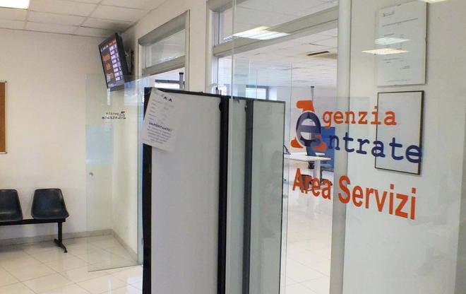 Dopo 27 anni il fisco gli chiede 50mila euro 
