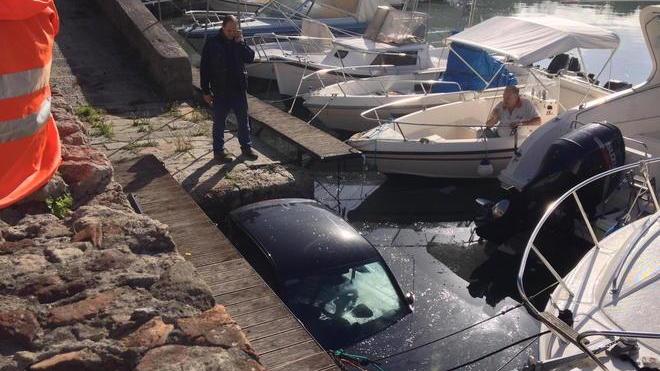 Non tira il freno, Smart nei Fossi