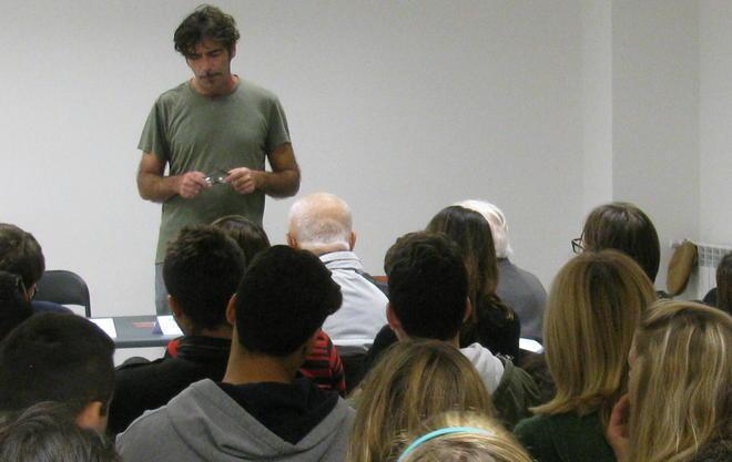 Studenti con Bobo per conoscere il male della guerra