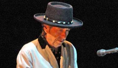 Il grande ritorno di Bob Dylan, menestrello del rock 