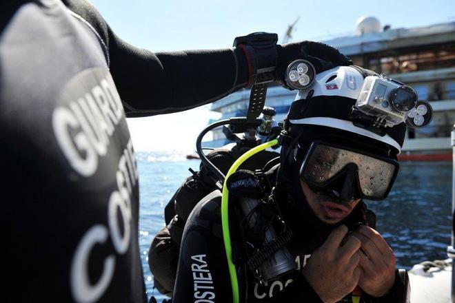 Concordia: arriva l’ok per il recupero delle casseforti sulla nave 
