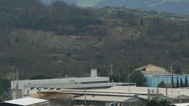 «Fabbrica gestita da caserma»