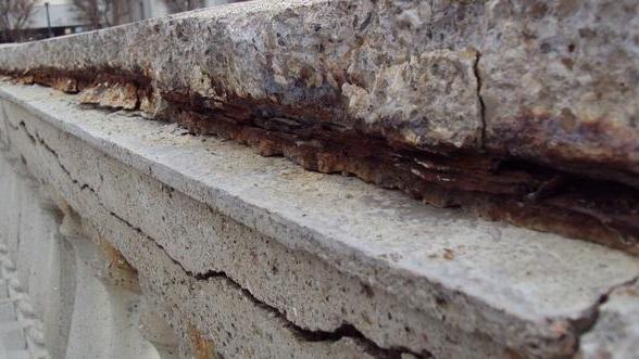 Arriva la luce per i lampioni della Terrazza