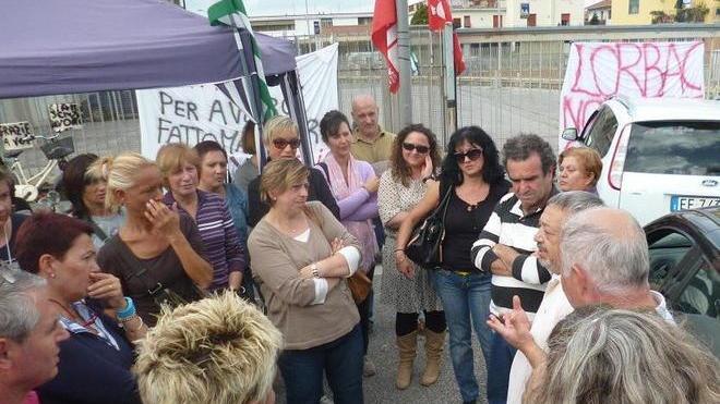 Lorbac, fumata grigia dopo 6 ore di trattativa
