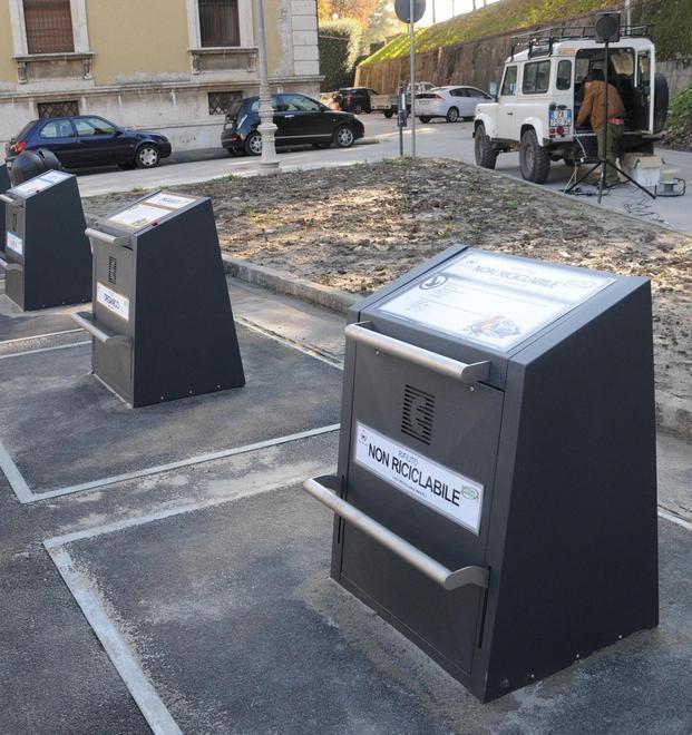 Isole ecologiche in centro altre quattro in arrivo 