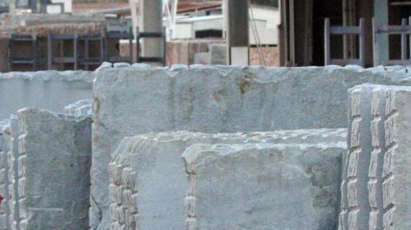 Blocchi e lastre, il valore sale del 95%
