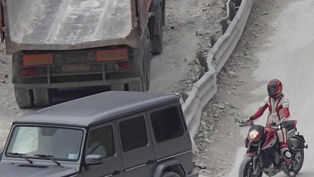 Un inseguimento mozzafiato in cava, superspot per Carrara