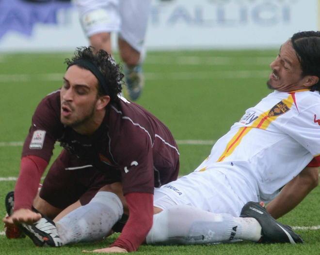 Il Pontedera pareggia con il Lecce ma mantiene il primato in classifica 
