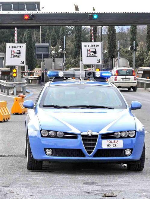 Investe capriolo sull’A-1 a Pistoia 