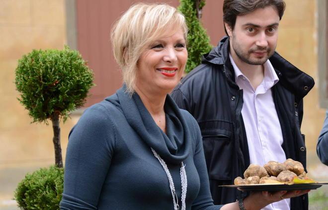 «Se mangio il tartufo... sogno Ceccherini vestito da donna» 