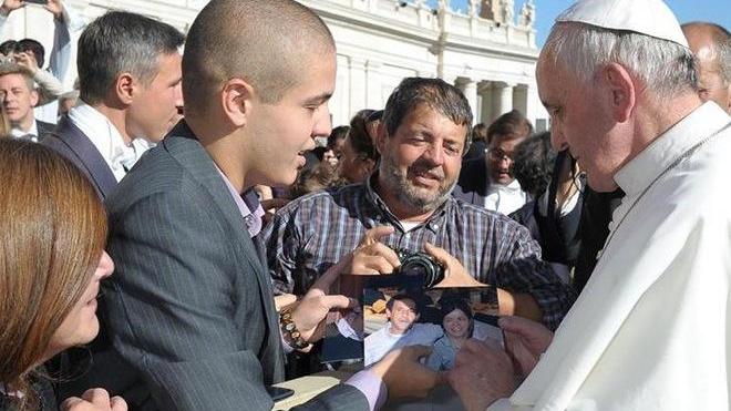 «Papa Francesco, prega per Salvatore» 