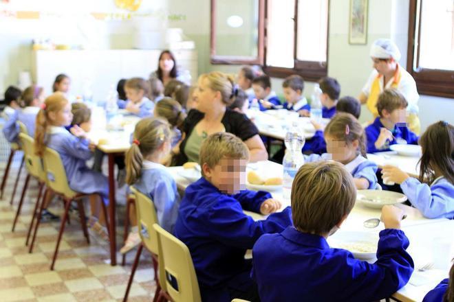 Mensa scolastica non pagata, partono le cartelle 