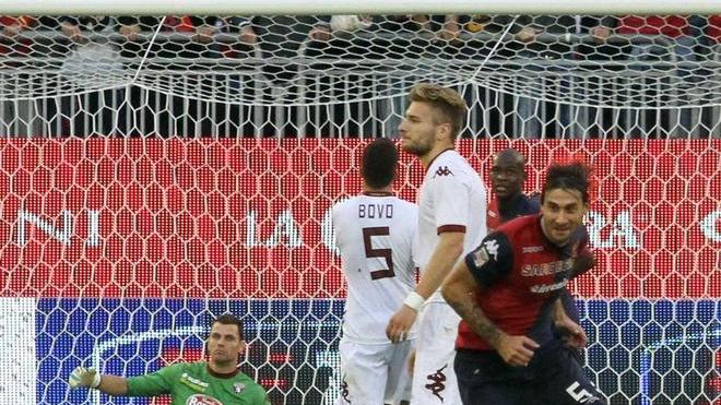 Due punizioni-bomba di capitan Conti e il cerino passa dal Cagliari al Torino