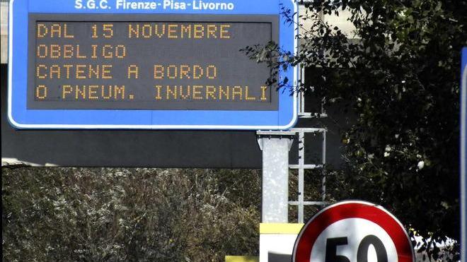 Torna l’obbligo delle catene a bordo sulla Fi-Pi-Li