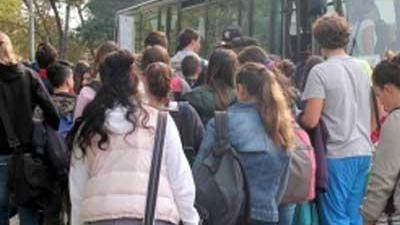 Sull’autobus stretti come sardine, segnalateci cosa non funziona nel trasporto pubblico