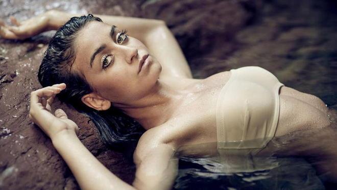 Un workshop di nudo di donna con Burato