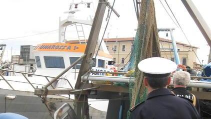 Pesca a strascico: quintale di pesce sequestrato a Vada