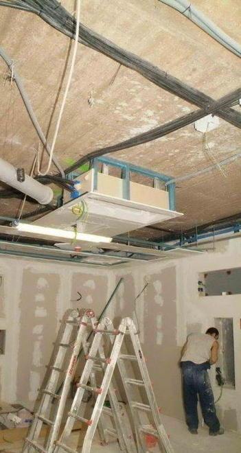 San Luca, si fermano gli operai addetti agli impianti elettrici 