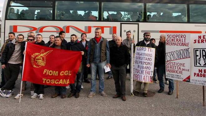 In mille a Firenze contro la crisi