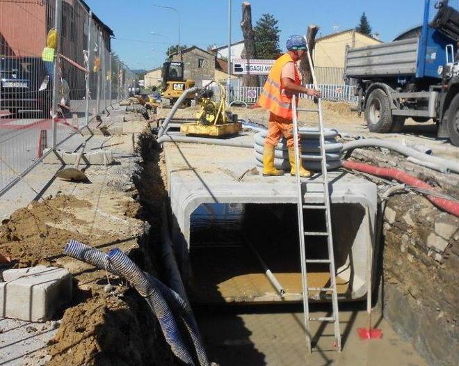 Via di Tiglio chiude al traffico per i lavori del nuovo canale 