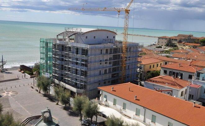 Hotel Lido, prezzo in calo. Ora si vende per 4,8 milioni 