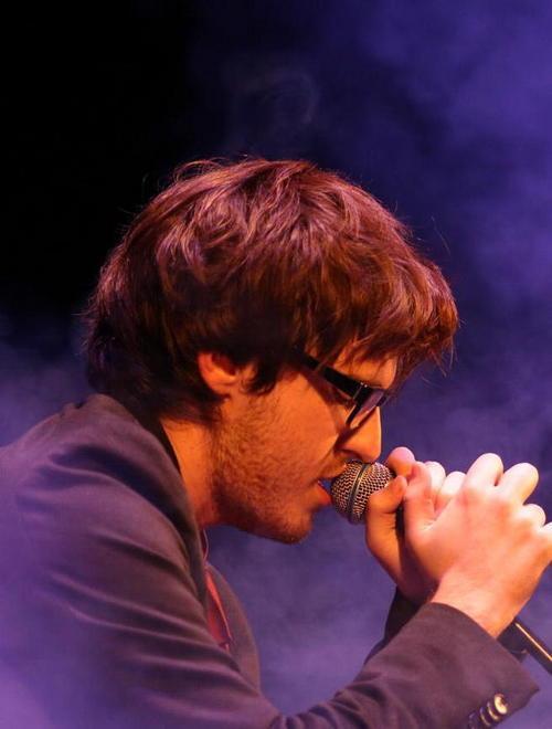 Band nell’arena Mattia Braghero e i Redust in finale 