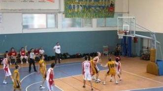 Basket Under 15, Massa piega la resistenza del Versilia: 48-28