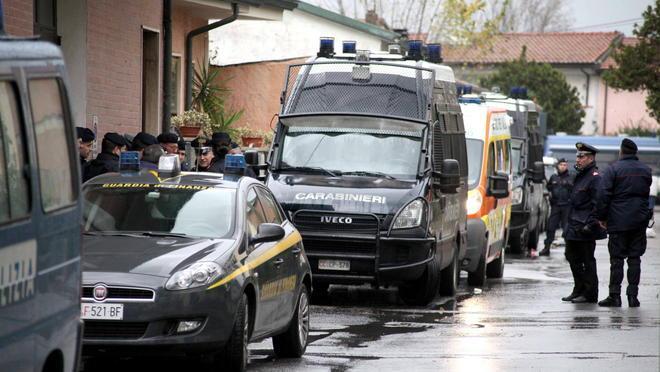 Case popolari controllate dalla criminalità organizzata 