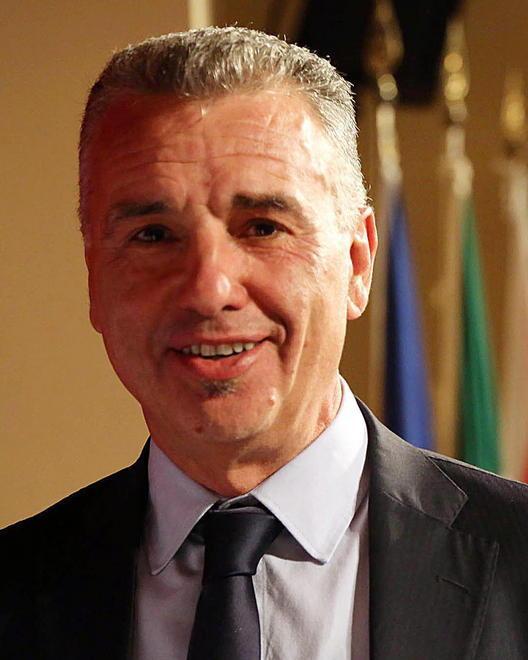 «Si deve ripartire con segnali forti e da azioni concrete» 