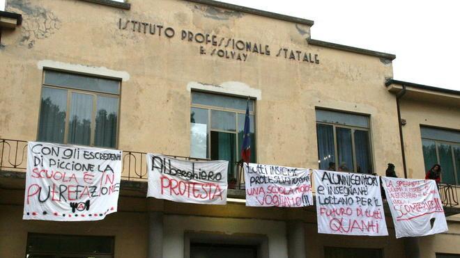 Alberghiero, faccia a faccia studenti-Provincia