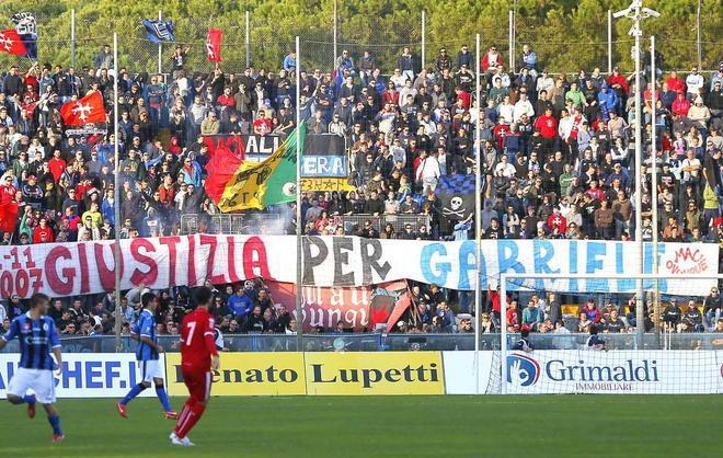La curva nerazzurra attacca la Tessera 