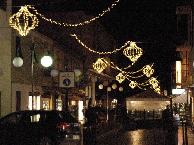 Sì alla luminaria entro dicembre versate tutte le quote 