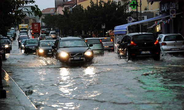 Il ciclone Cleopatra porta morte e distruzione in Sardegna: nove persone hanno perso la vita a Olbia, Torpè, Uras e Oliena 