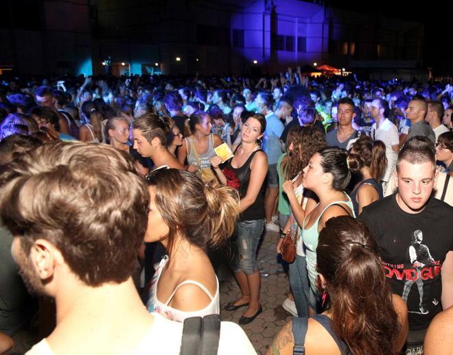 Record di denunce e ispezioni per la movida in Versilia 