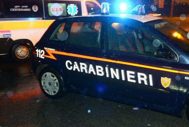 Tabaccaio mette in fuga i banditi 