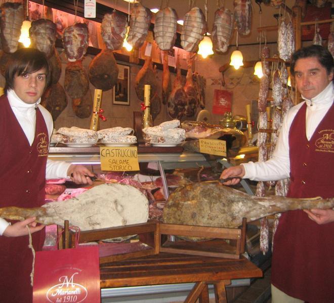 Arte norcina in tavola