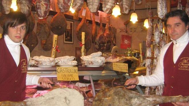 Arte norcina in tavola