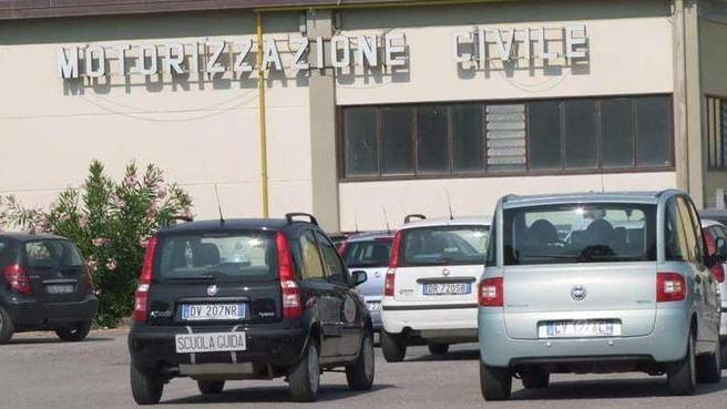 Chiesto l’annullamento di centinia di attestati di guida