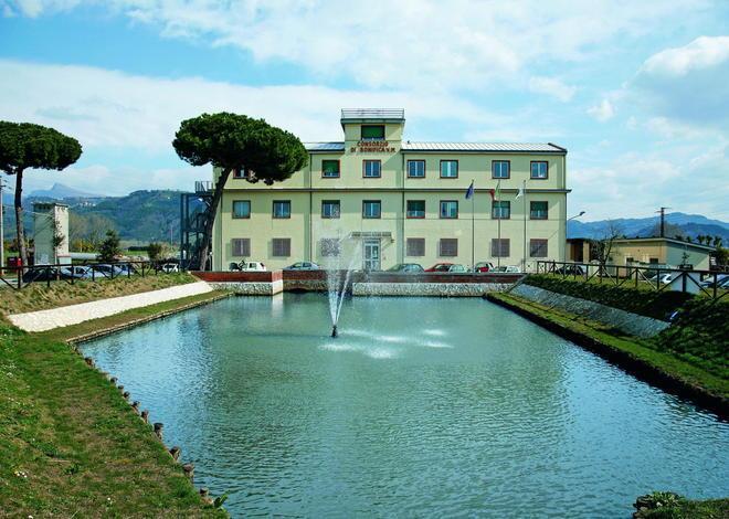 Bonifica, in 280mila al voto il 30 