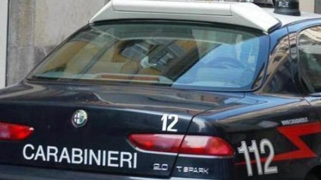 Ruba nella fattoria dove aveva lavorato