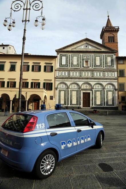 Scoperto con un passaporto falso, arrestato un giovane albanese 
